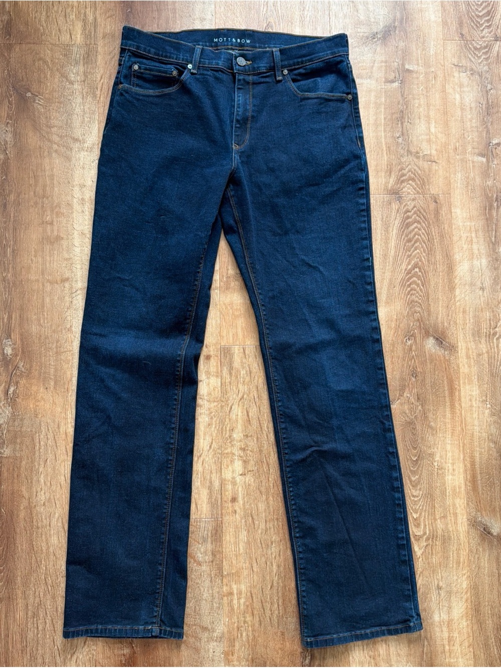 Mott & Bow Straight Staple Jeans Mens 35 (Fits 34x34) Blue Dynamic Stretch Denim